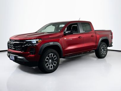 Used 2024 Chevrolet Colorado Z71 w/ Z71 Convenience Package 2