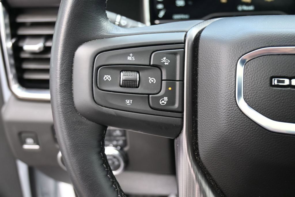 Used 2025 GMC Sierra 3500 Denali Ultimate AWD/4WD image 39