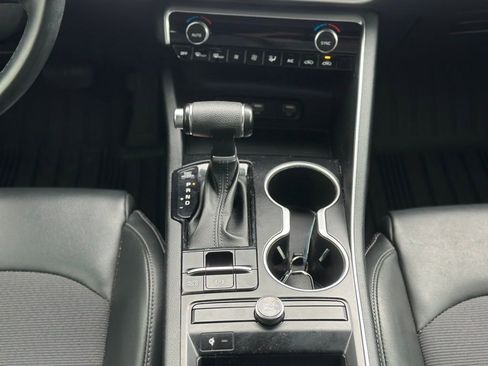 Used 2022 Kia K5 GT-Line image 17