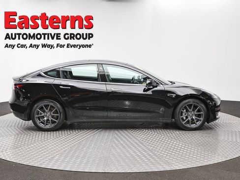 Used 2018 Tesla Model 3 Long Range image 4