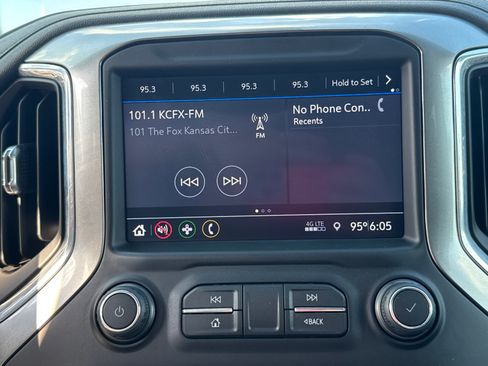 Used 2021 Chevrolet Silverado 1500 RST AWD/4WD image 11