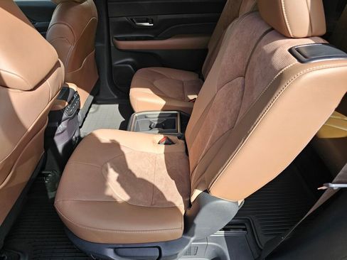 New 2026 Toyota Grand Highlander AWD Hybrid image 8