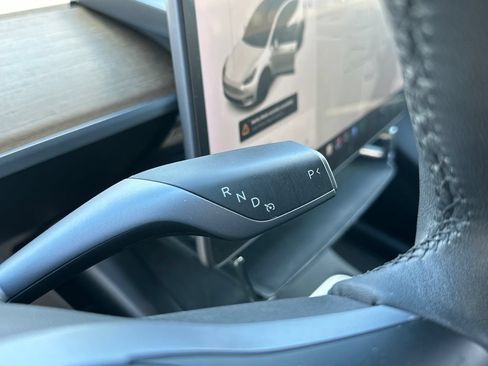 Used 2021 Tesla Model Y Performance AWD/4WD image 18