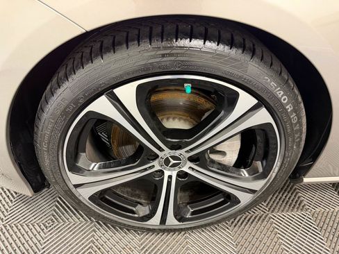 Used 2022 Mercedes-Benz C 300 Sedan image 32