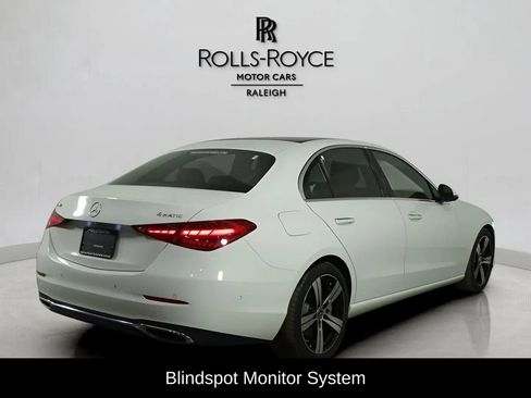 Used 2025 Mercedes-Benz C 300 4MATIC Sedan image 4