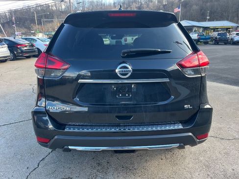 Used 2017 Nissan Rogue SL w/ SL Premium Package image 5