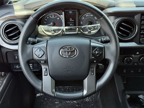 Used 2023 Toyota Tacoma TRD Pro AWD/4WD image 11