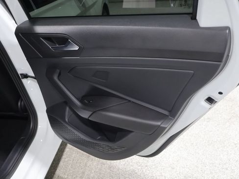 Used 2025 Volkswagen Jetta Sport FWD image 21
