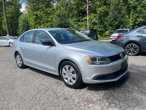 Used 2011 Volkswagen Jetta Sedan FWD image 8