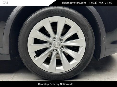Used 2017 Tesla Model X 100D image 38
