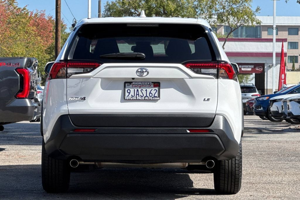 Certified 2023 Toyota RAV4 LE FWD image 4