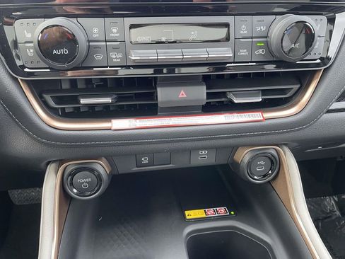 New 2026 Toyota Grand Highlander AWD Hybrid image 42