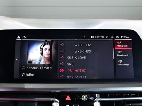 Used 2021 BMW M4 Competition w/ M Carbon Exterior Package image 56