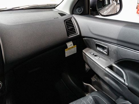 New 2025 Mitsubishi Outlander Sport ES image 21