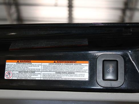 Used 2017 Toyota Sienna XLE Premium image 45