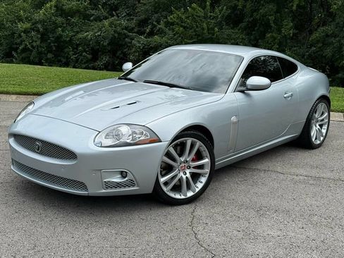 Used 2008 Jaguar XKR R RWD image 2
