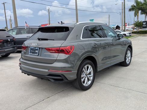 Used 2023 Audi Q3 2.0T Premium Plus w/ Premium Plus Package AWD/4WD image 3