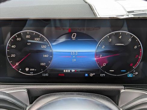 Used 2026 Mercedes-Benz GLB 250 image 9