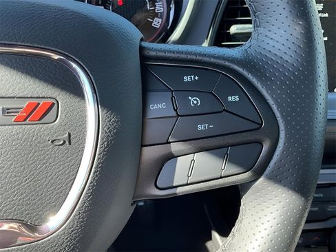 Used 2023 Dodge Challenger R/T w/ Plus Package image 29