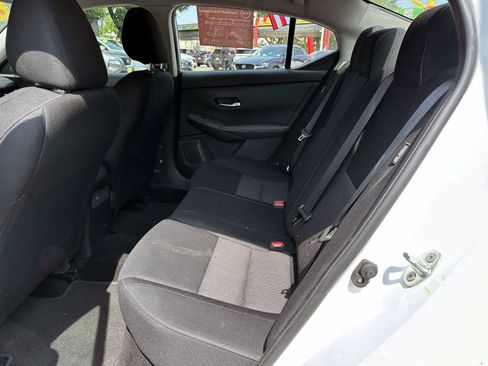 Certified 2023 Nissan Sentra SV FWD image 14