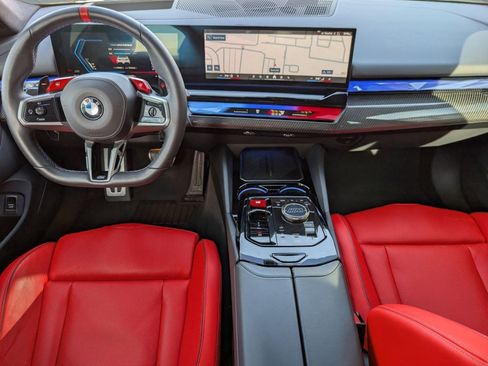 Used 2025 BMW M5 w/ Carbon Package image 13