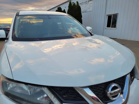 Used 2015 Nissan Rogue S FWD image 10