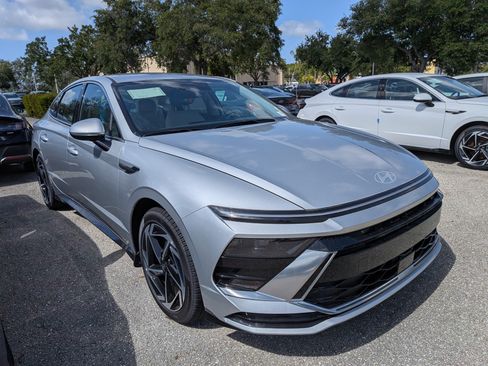 New 2026 Hyundai Sonata SEL FWD image 1