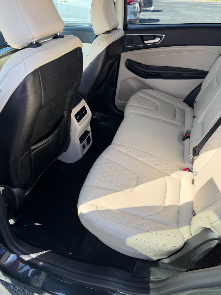 Used 2024 Ford Edge Titanium AWD/4WD image 19
