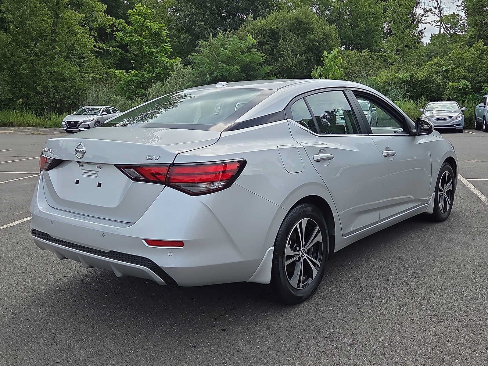 Used 2023 Nissan Sentra SV FWD image 4