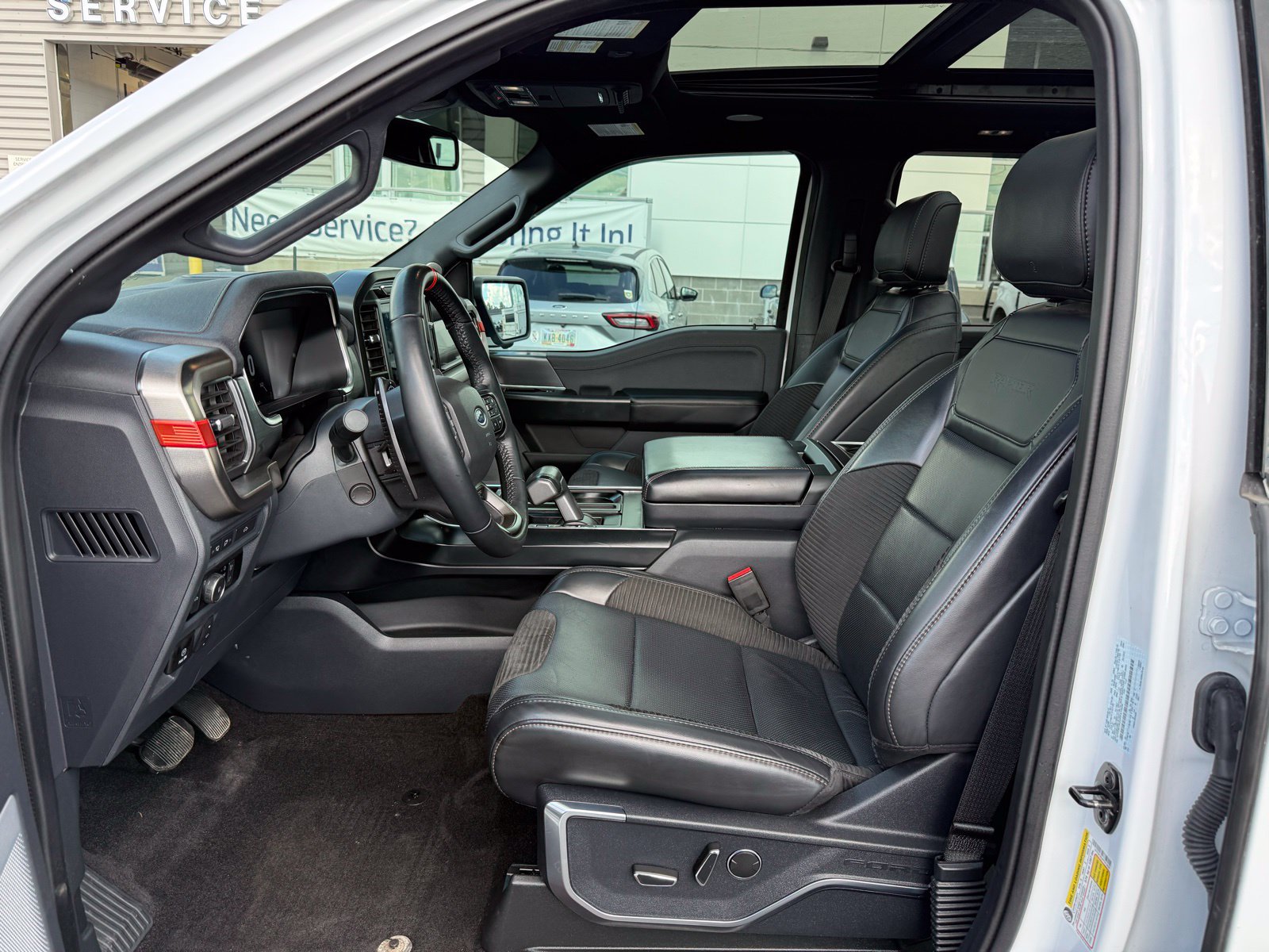 Used 2023 Ford F150 Raptor AWD/4WD image 27