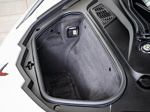 Used 2023 Chevrolet Corvette Stingray Premium Conv w/ Z51 Performance Package image 23