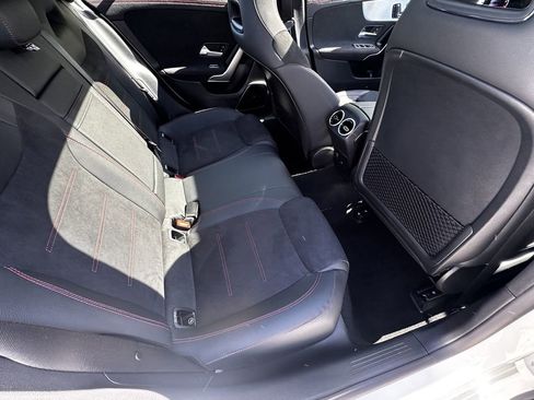 Certified 2025 Mercedes-Benz CLA 250 4MATIC image 18