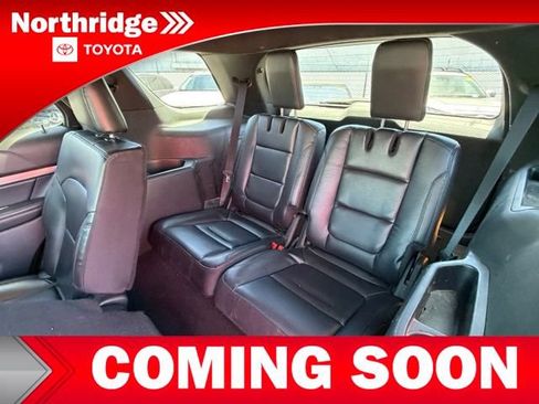 Used 2019 Ford Explorer XLT w/ Equipment Group 202A FWD image 8
