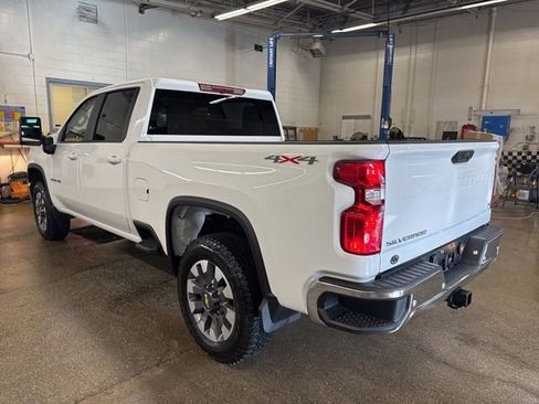 New 2026 Chevrolet Silverado 2500 LT w/ All Star Edition AWD/4WD image 4