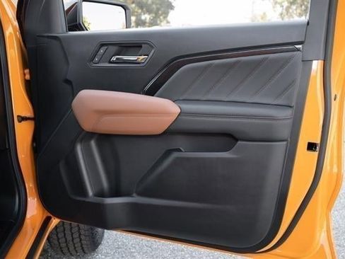 New 2026 GMC Canyon AT4 image 39