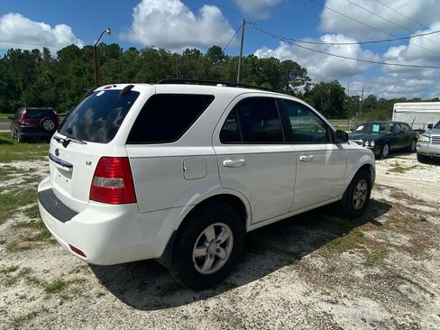 Used 2008 Kia Sorento 2WD image 7
