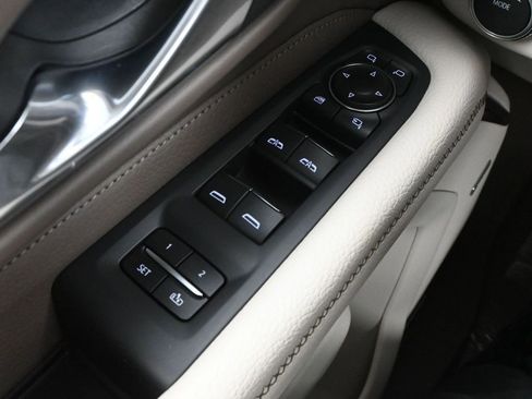 Used 2021 GMC Yukon Denali w/ LPO, Illumination Package image 17