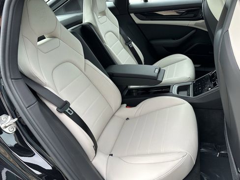 New 2026 Porsche Panamera 4 image 20