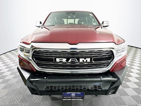 Used 2022 RAM 1500 Limited w/ Body Color Bumper Group image 4