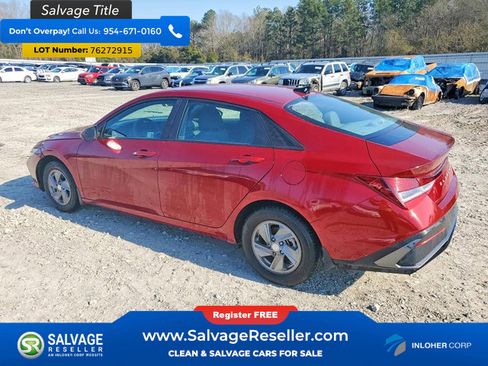 Used 2024 Hyundai Elantra SE image 3