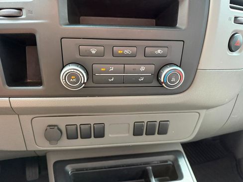 Used 2015 Nissan NV 2500 S w/ Power Package RWD image 36