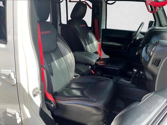 Used 2018 Jeep Wrangler Unlimited Rubicon AWD/4WD image 7