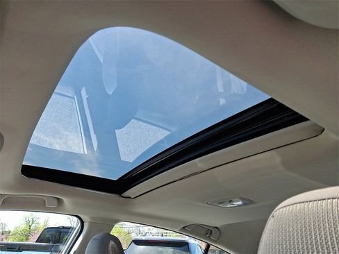 Used 2025 Subaru Legacy Premium image 16