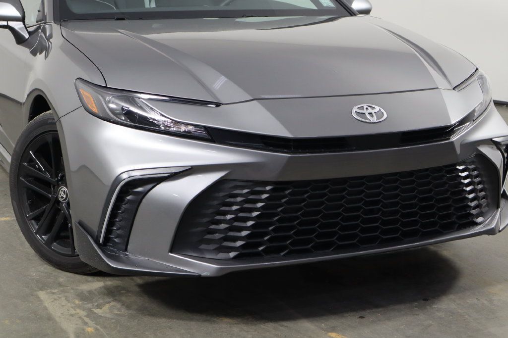 Used 2026 Toyota Camry SE w/ Convenience Package FWD image 48