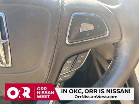 Used 2020 Lincoln MKZ Reserve w/ Elements Package image 24