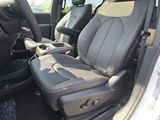 New 2026 Chrysler Pacifica Select image 4