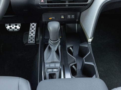 New 2026 Toyota Camry SE FWD image 11