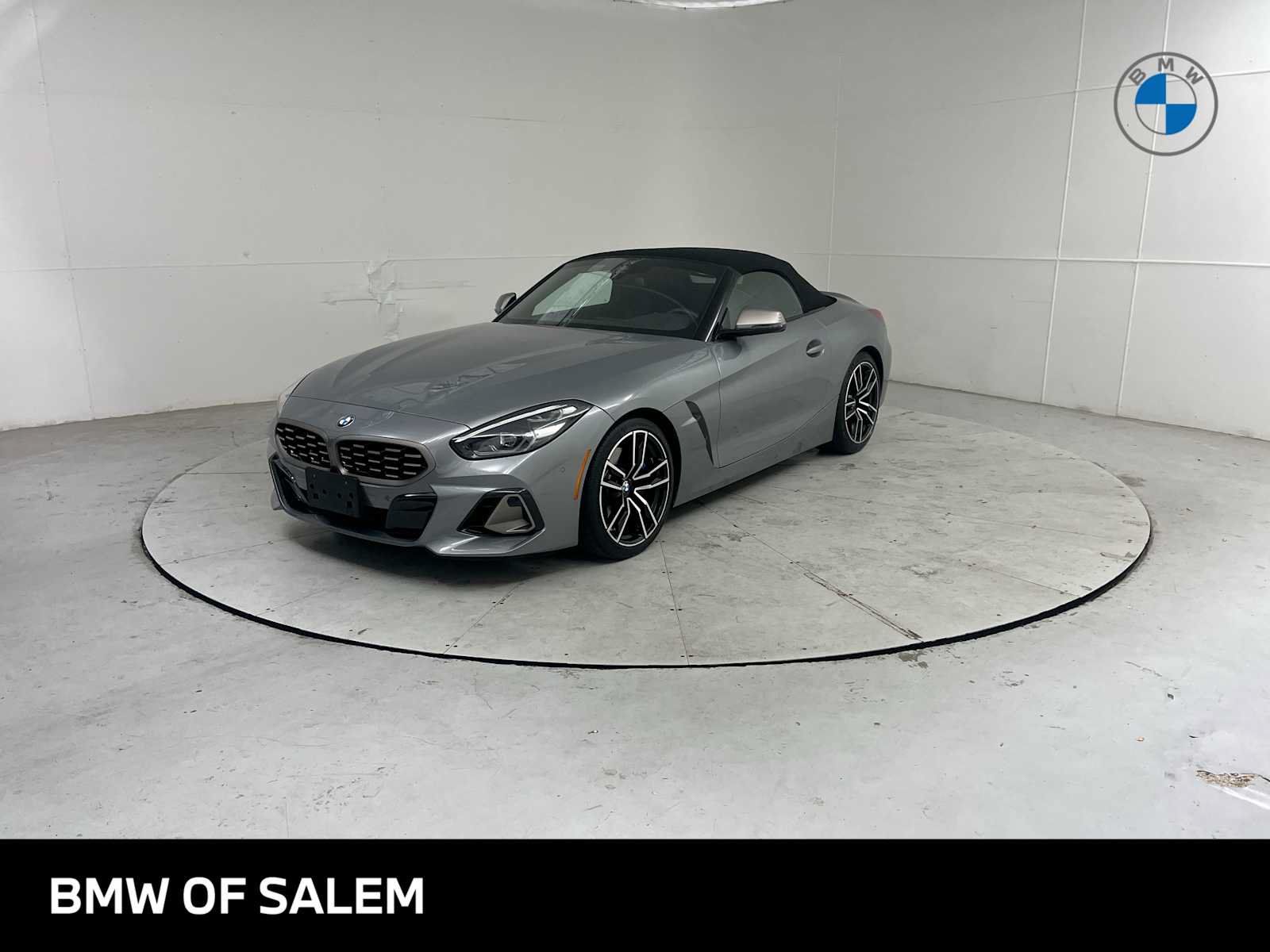 Used 2023 BMW Z4 M40i w/ Premium Package RWD image 1