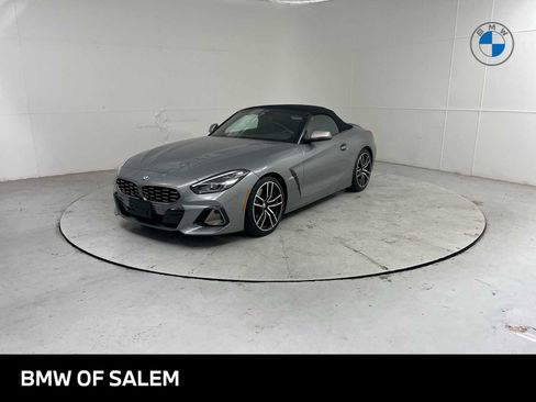 Used 2023 BMW Z4 M40i w/ Premium Package RWD image 1