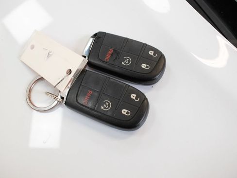 Used 2023 Jeep Compass Limited AWD/4WD image 23